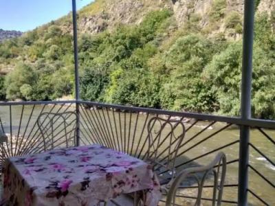 Family Guest House - 15