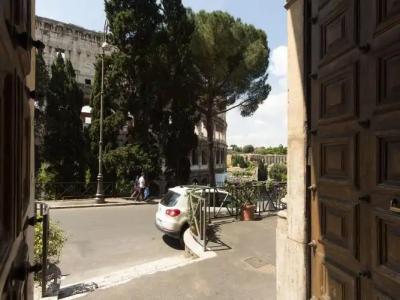 B&B Colosseo Panoramic Rooms - 14