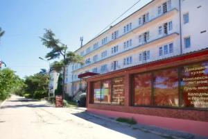 Hotel Mayak, Feodosiya