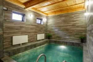 Chalet V Alpijskoj Doline Guest House, Dmitrov