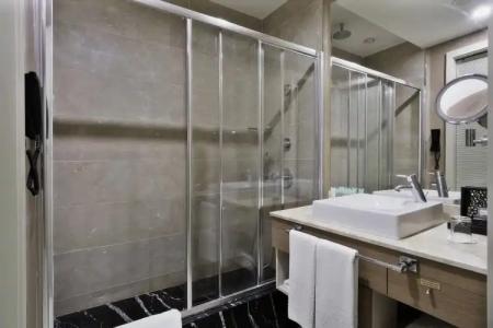 Cratos Premium Casino & SPA - 8