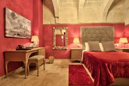 Julina Boutique Living - 16