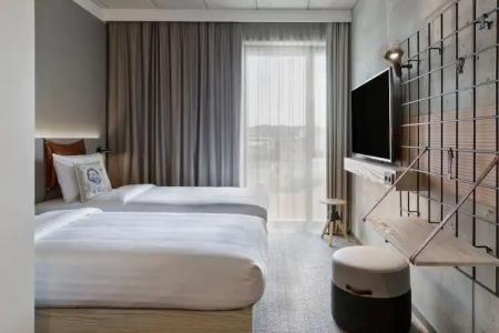 Moxy Kaunas Center - 8