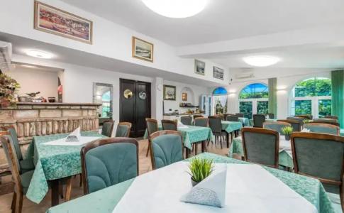 Bed & Breakfast Villa Terezija - 11