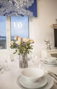 Crystal Arctic Suites - 9