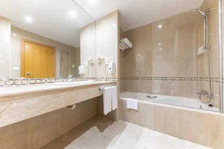 Port Alicante City & Beach - 27