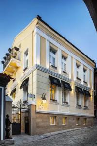 Gallery 37 Powered by ASTON - 0