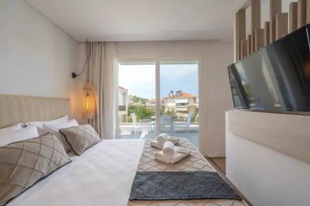 Mirablue Luxury Residences - 307