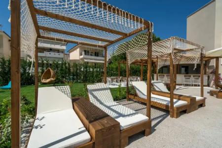 Mirablue Luxury Residences - 22