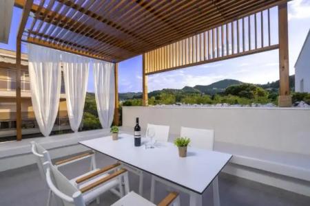 Mirablue Luxury Residences - 355