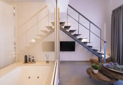 Mirablue Luxury Residences - 105