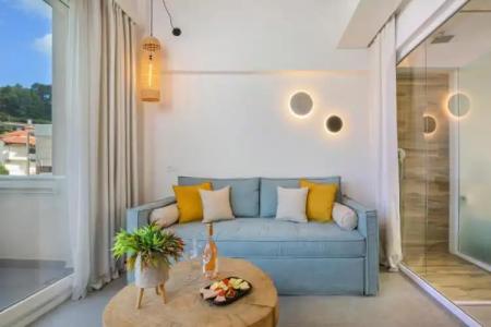 Mirablue Luxury Residences - 378