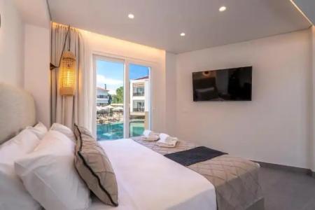 Mirablue Luxury Residences - 356