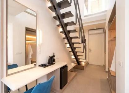 Mirablue Luxury Residences - 200