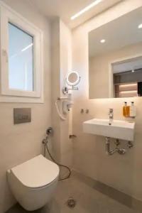 Mirablue Luxury Residences - 299