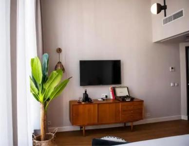 FINCH Boutique - 100