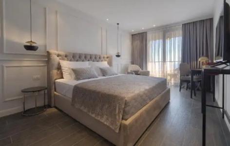 Vivid Blue Serenity Resort - 64