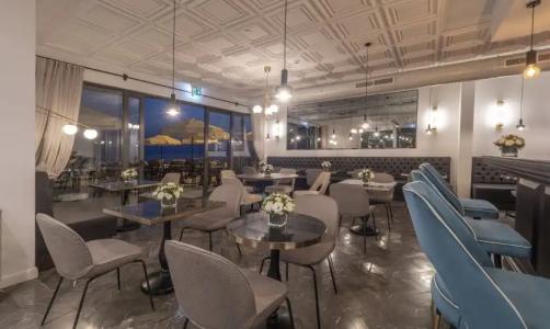 Vivid Blue Serenity Resort - 10