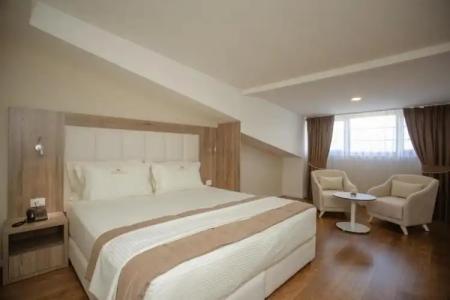 Kompleksi Exalco Al - 10