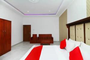 OYO 339 Chandiv Hotel, Matara