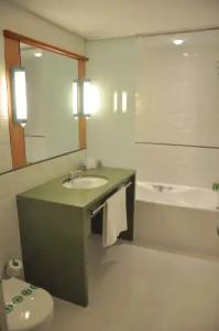 Tropical Andorra - 8