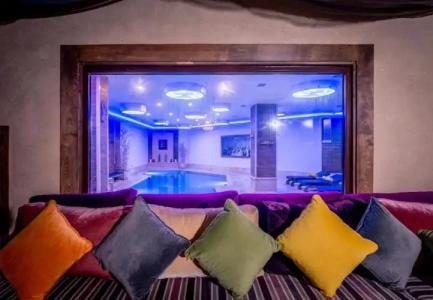VUNI PALACE LUXURY RESORT & Beach Club & Casino - 2