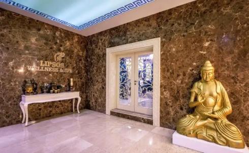 VUNI PALACE LUXURY RESORT & Beach Club & Casino