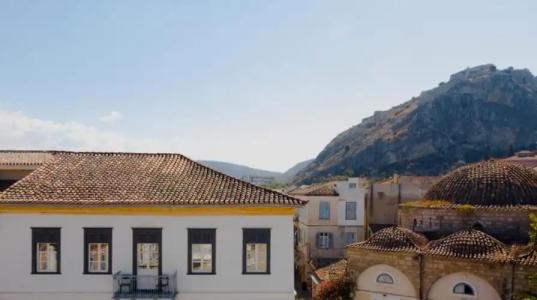 Castellano & Suites - 107