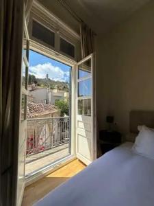 Castellano & Suites - 124