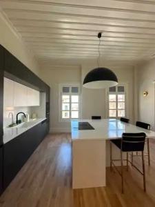 Castellano & Suites - 115