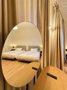 Castellano & Suites - 123