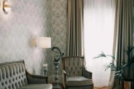 Castellano & Suites - 100