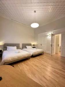 Castellano & Suites - 122