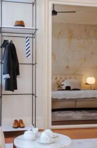 Castellano & Suites - 69