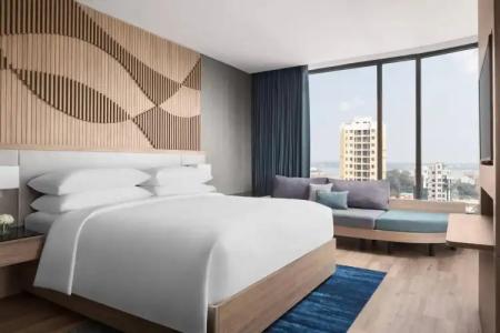 Courtyard by Marriott Phnom Penh - 5