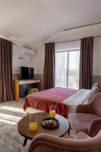 Mountain View Boutique - 62