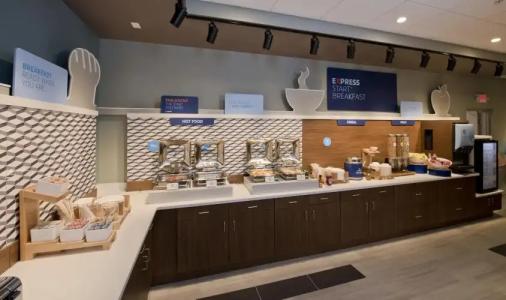 Holiday Inn Express & Suites ORLANDO SOUTHEAST by IHG - 24