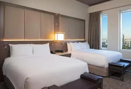 H Los Angeles, Curio Collection by Hilton - 64