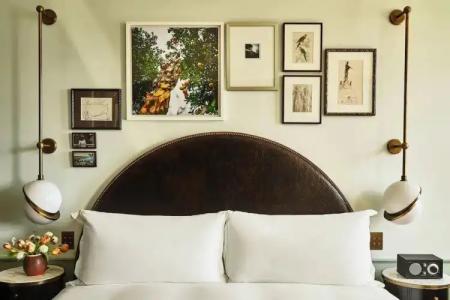 Per La, Autograph Collection - 52