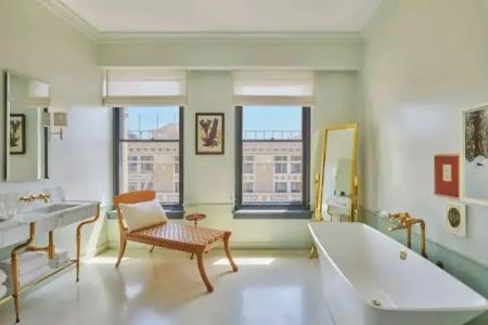 Per La, Autograph Collection - 147