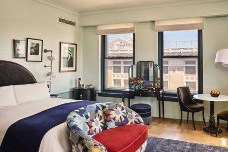 Per La, Autograph Collection - 163