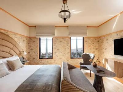 Santa Monica Proper, a Member of Designs - 11