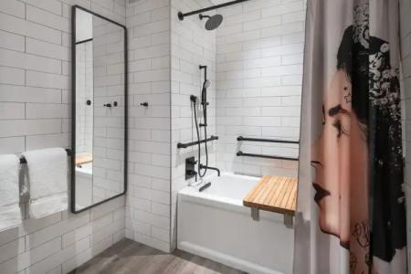 Moxy San Diego Downtown/Gaslamp Quarter - 8