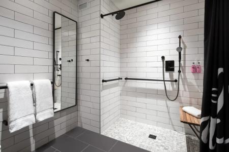 Moxy San Diego Downtown/Gaslamp Quarter - 9