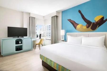 Continental Miami Beach, Tapestry Collection by Hilton - 9