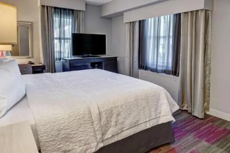 Hampton Inn Miami Beach - Mid Beach - 50