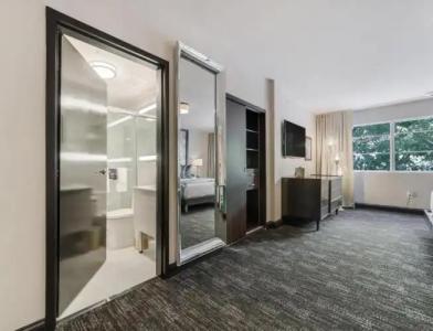 Venezia by at Mine Hospitality - 35