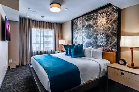 Venezia by at Mine Hospitality - 49