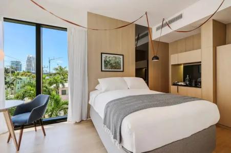 Urbanica The Euclid - 47