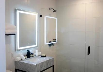 Urbanica The Euclid - 41